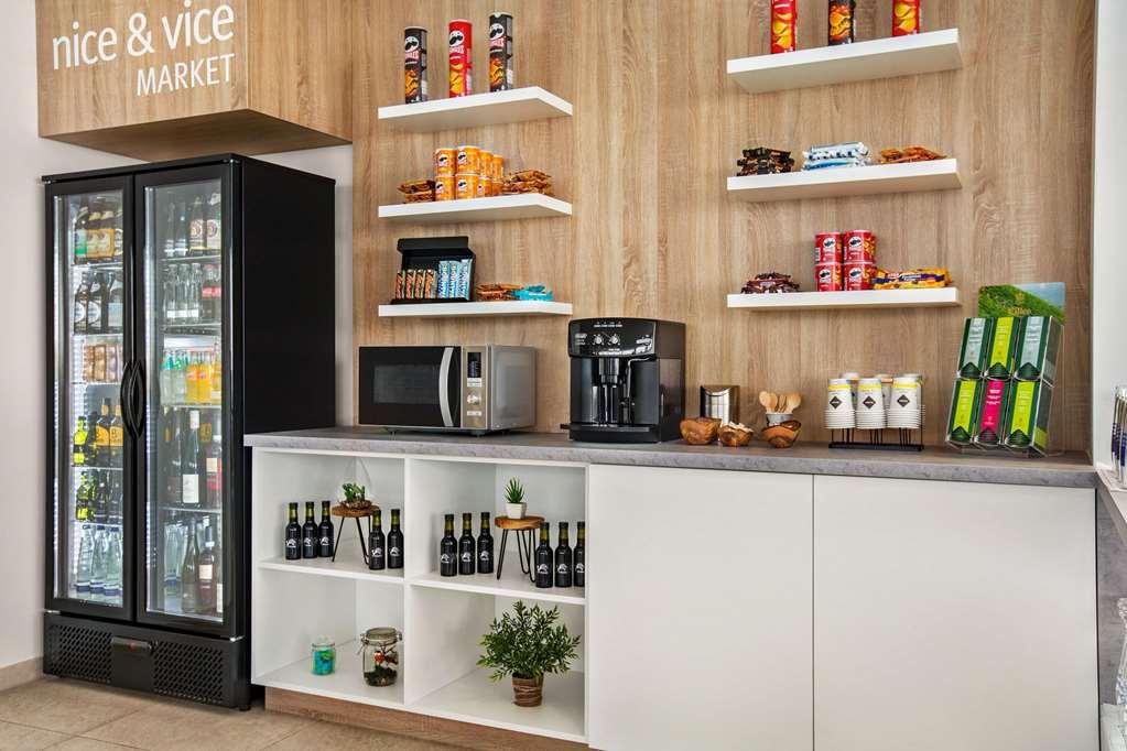 Hotel Wyndham Garden Munich Messe Servizi foto Nice & Vice Market