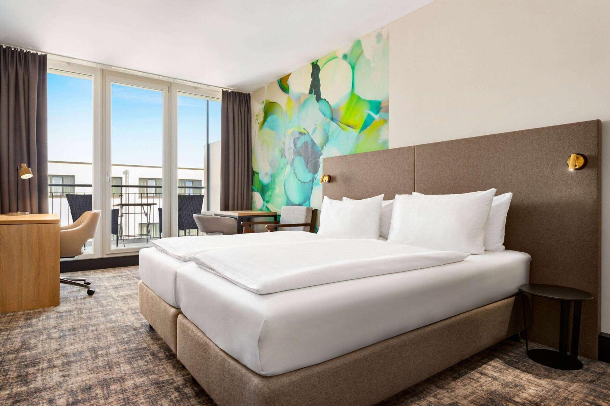 Hotel Wyndham Garden Munich Messe Esterno foto Room at the hotel